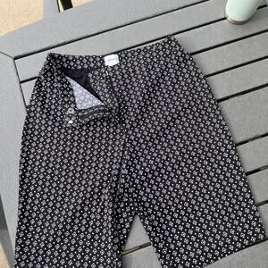 CHICO’S women's size 1 (S 8) shorts, black with white geometric print